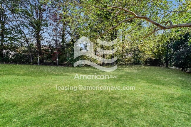 Building Photo - 2515 Ridgewood Rd