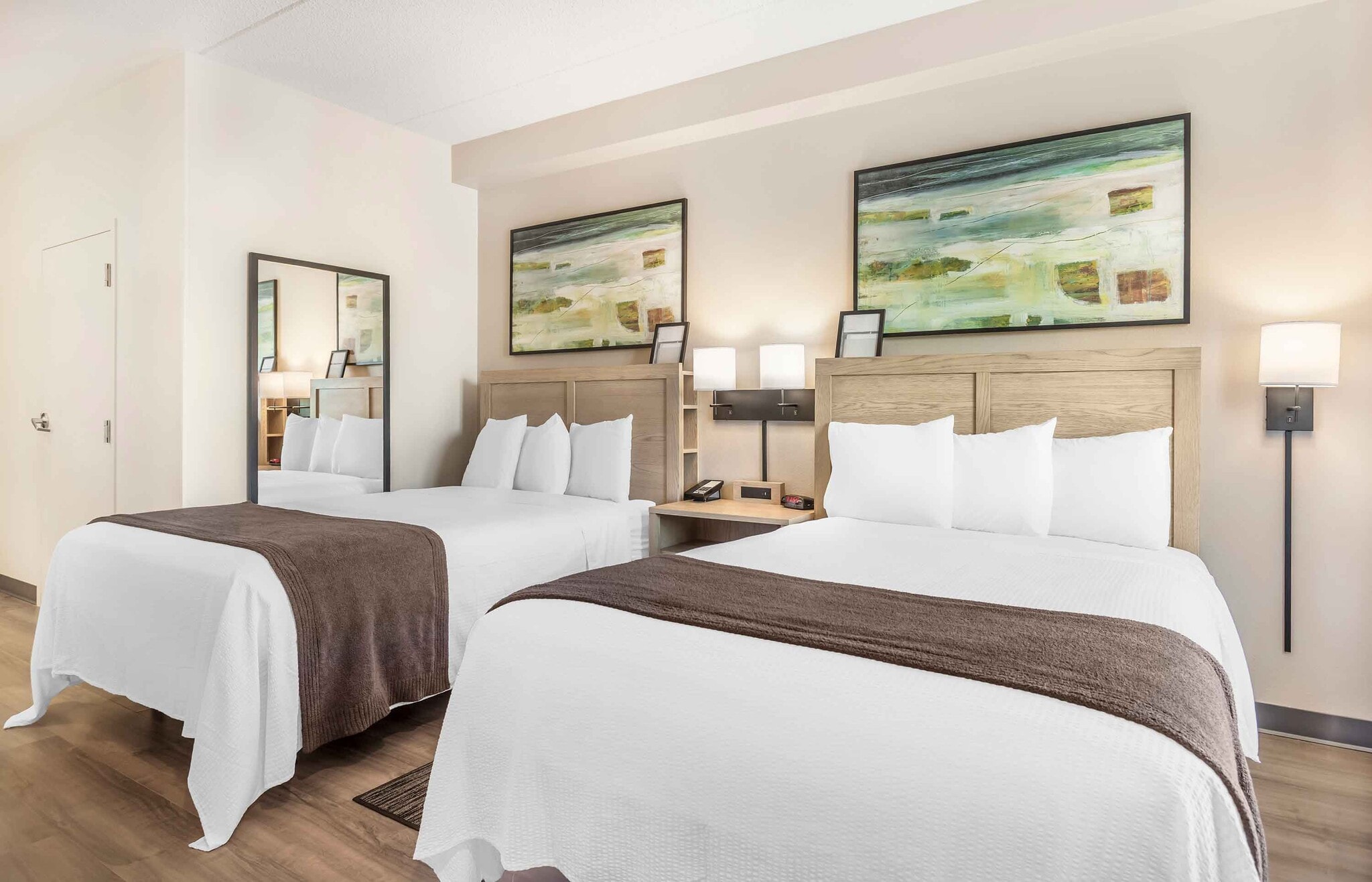 Building Photo - Furnished Studio-Long Island - Melville