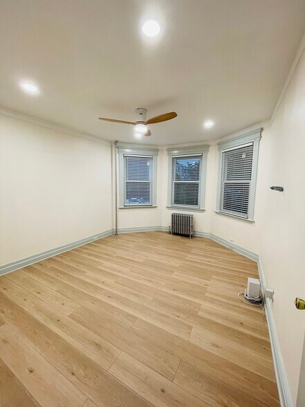 Building Photo - 107 Glen Ridge Ave