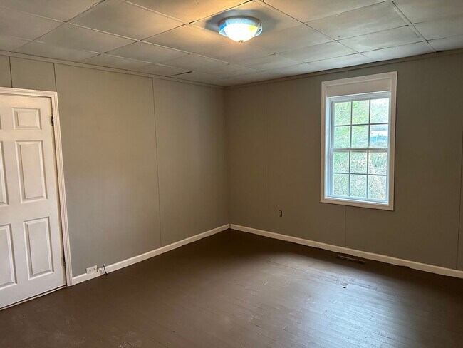 Building Photo - 2 Bedroom 1 Bath 19 Arnold St Grantville, Ga