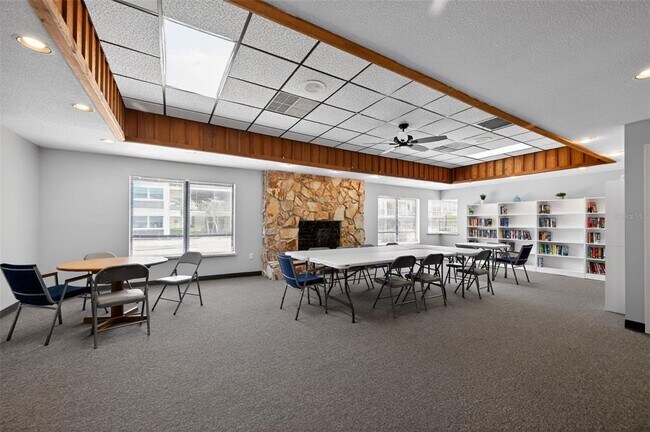 Building Photo - 4758 Jasper Dr