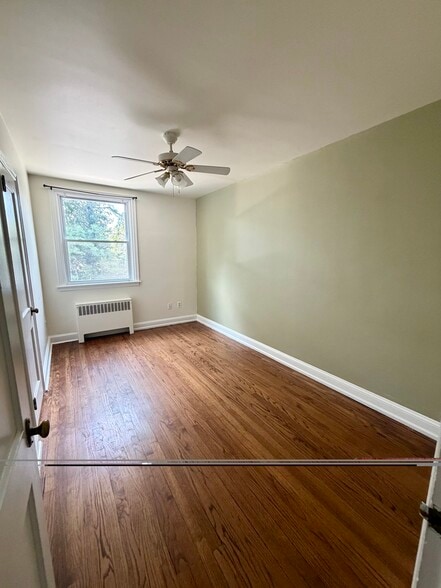 2nd Bedroom with Closet - 112 Fairfield Ln