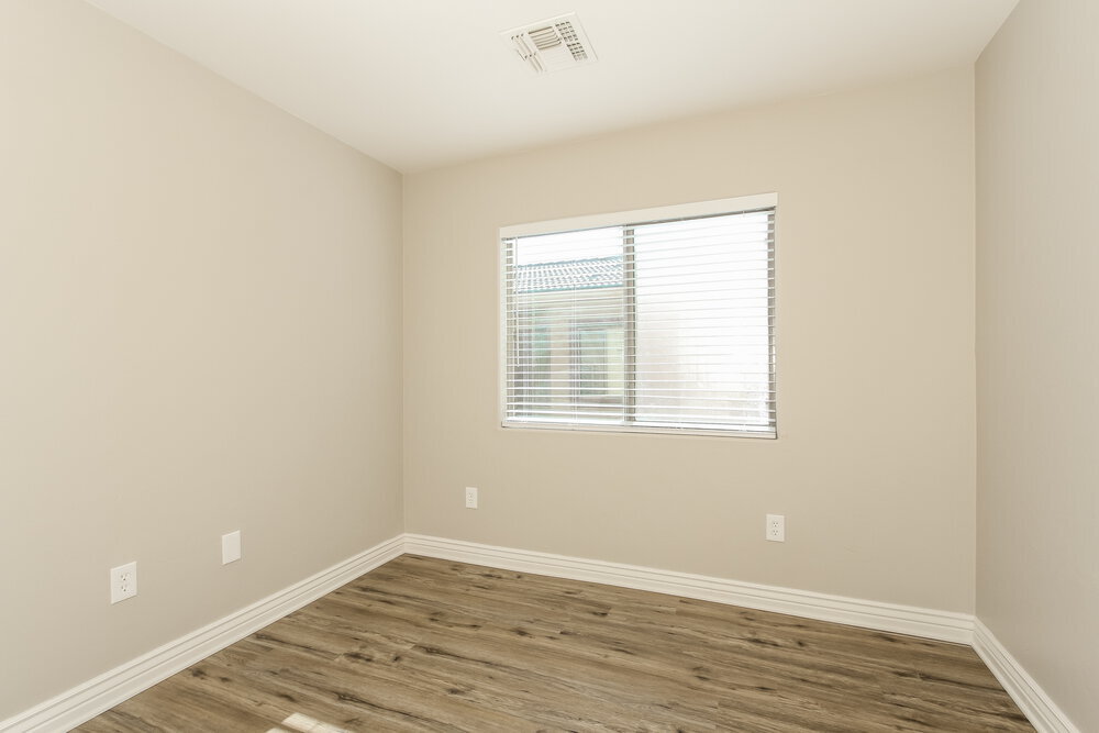 Building Photo - 476 East Placita Rejilla