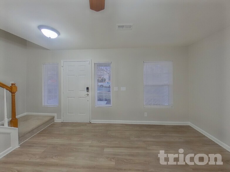 Building Photo - 238 Waterlemon Way