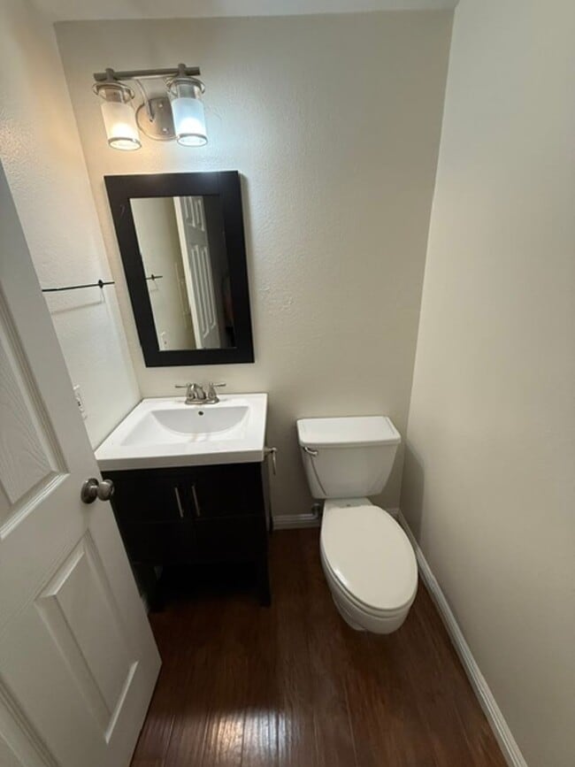 Building Photo - 4175 Amberwood Cir