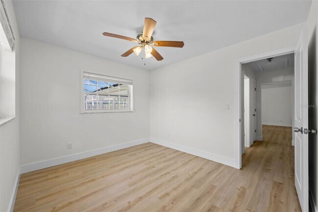 Building Photo - 5700 Bayou Grande Blvd NE