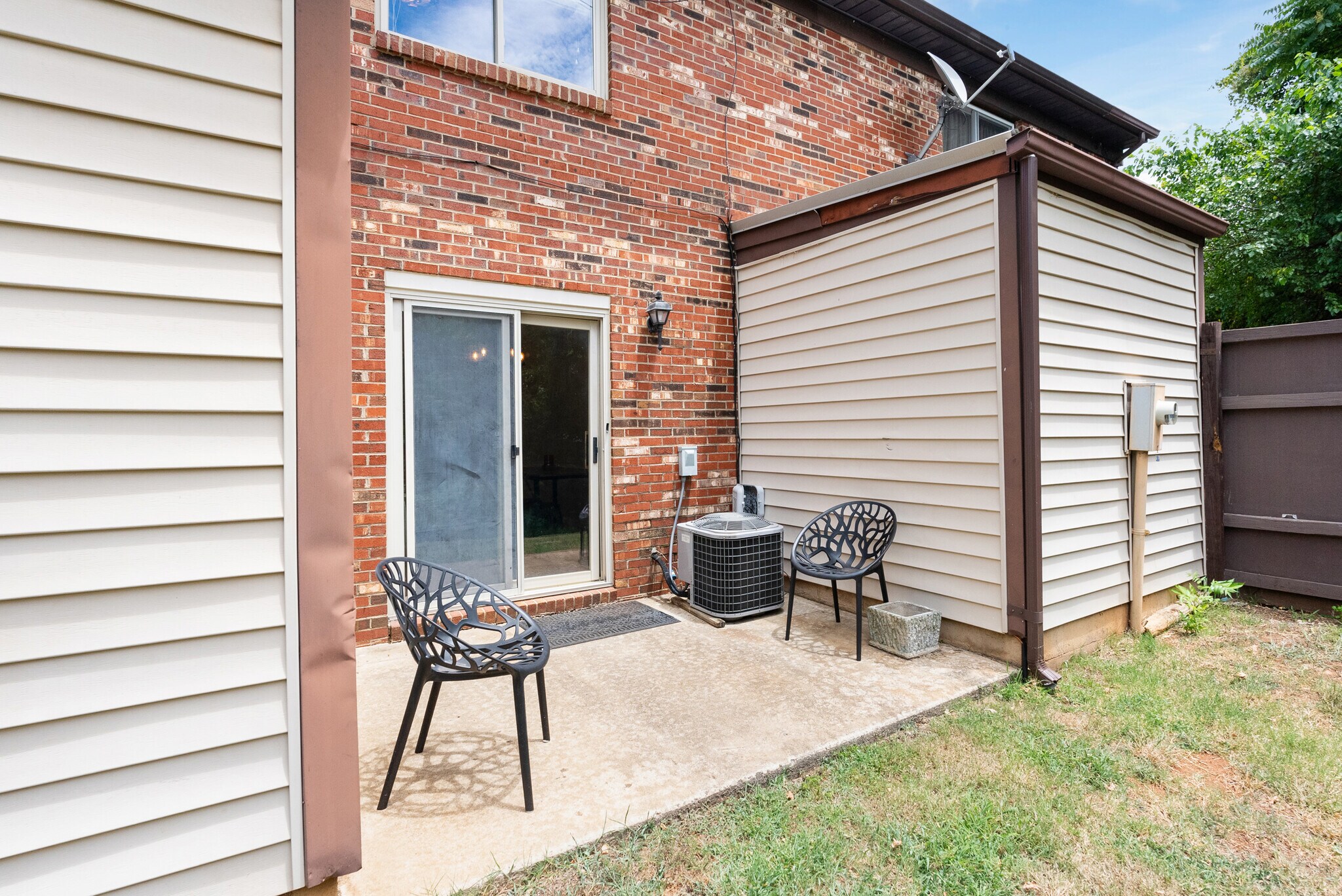 Building Photo - 109 Fountain Dr