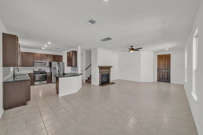 Building Photo - 6131 Morning Fern Ln