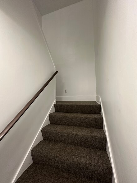 Building Photo - 3342 Bookman Ave