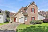 Building Photo - 130 S Fairfield Dr
