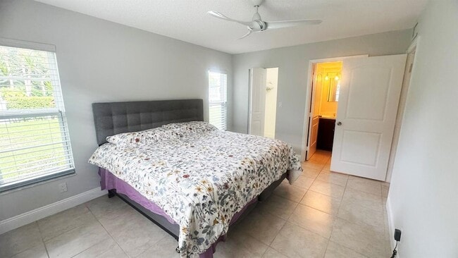Building Photo - 7547 S Oriole Blvd
