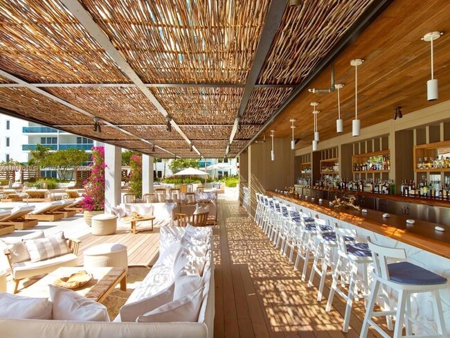 Building Photo - 2301 Collins Ave