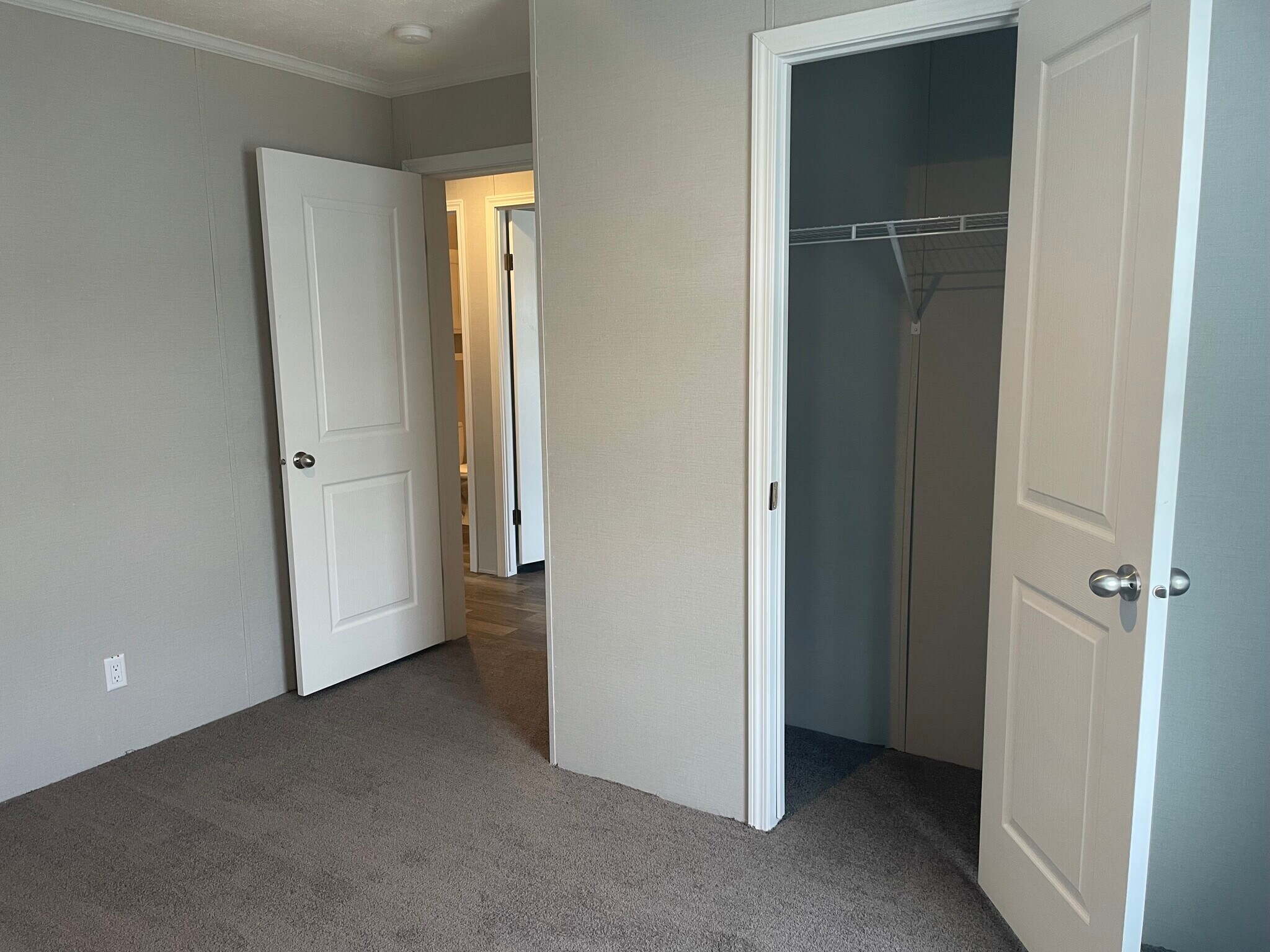 Building Photo - 867 Orchid Trail