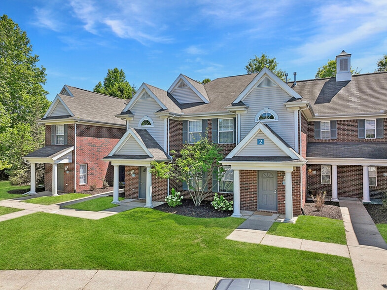 Primary Photo - The Pointe at Canton