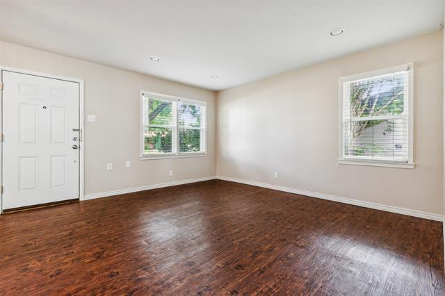 Building Photo - 5805 Tracyne Dr