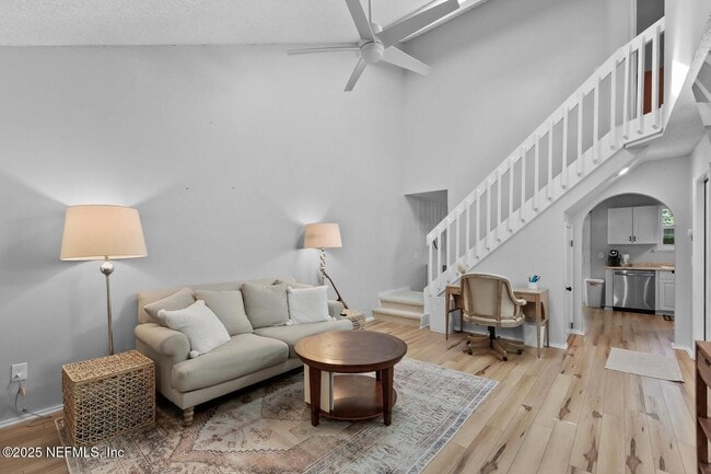 Building Photo - 7714 Greenwich Ct W