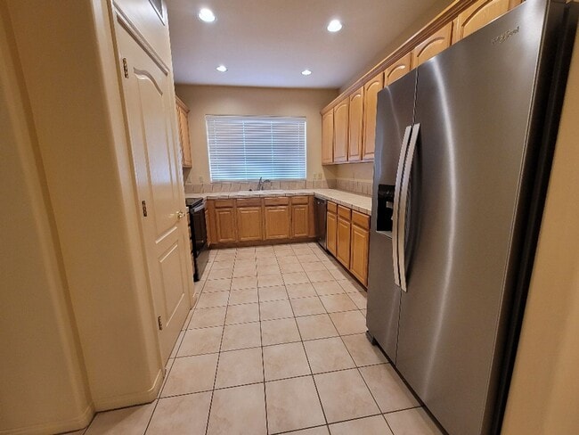 Building Photo - 12608 Mountainside Dr