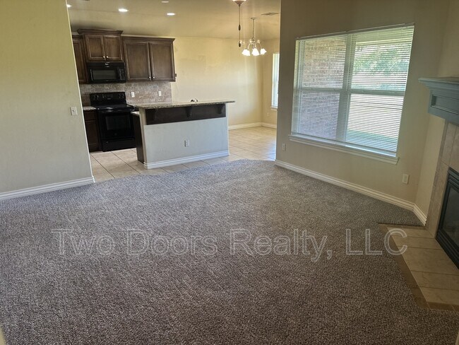 Building Photo - 8113 Waters Edge Way