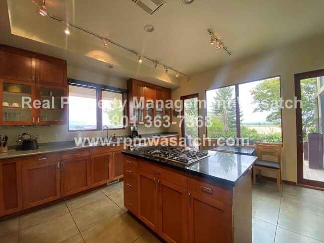 Building Photo - Check out This Stunning 3 Bedroom 2.5 Bath...