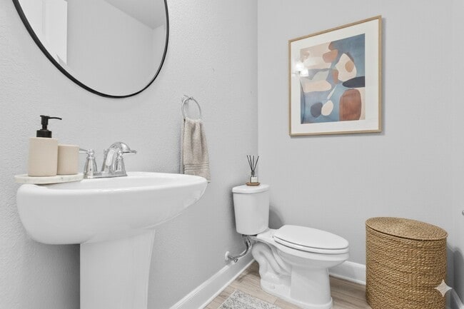 Building Photo - 21450 Petherton Dr