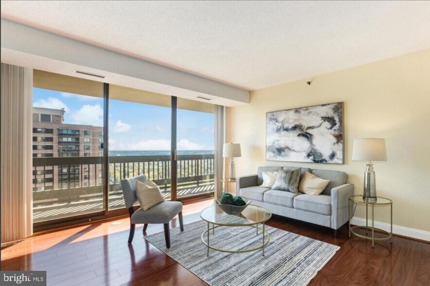 Building Photo - 5505 Seminary Rd