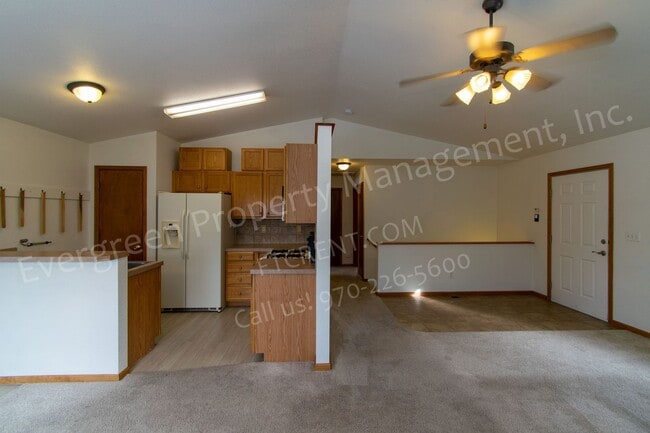 Building Photo - 2302 Turquoise St