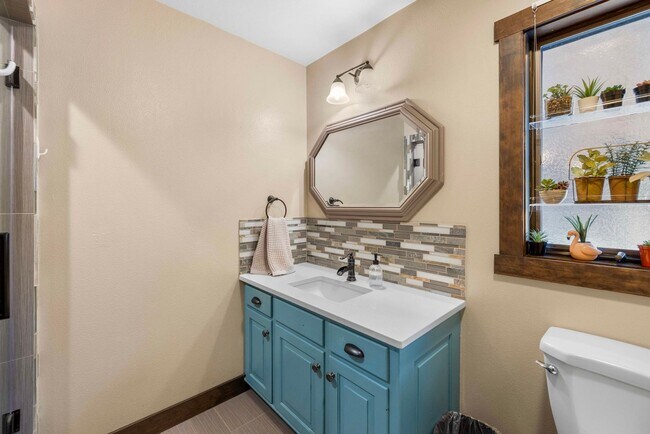 Building Photo - 20479 Comet Ln