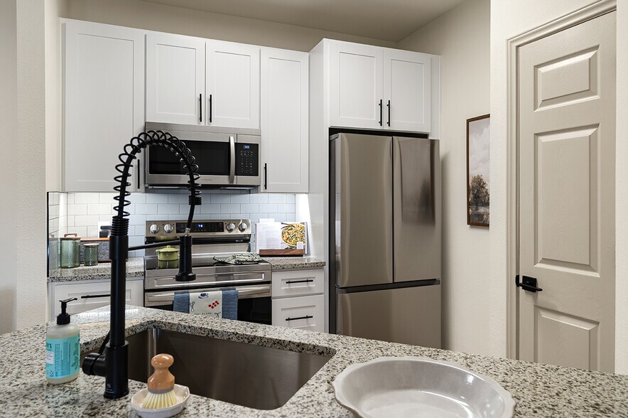 Building Photo - Cortland Wortham