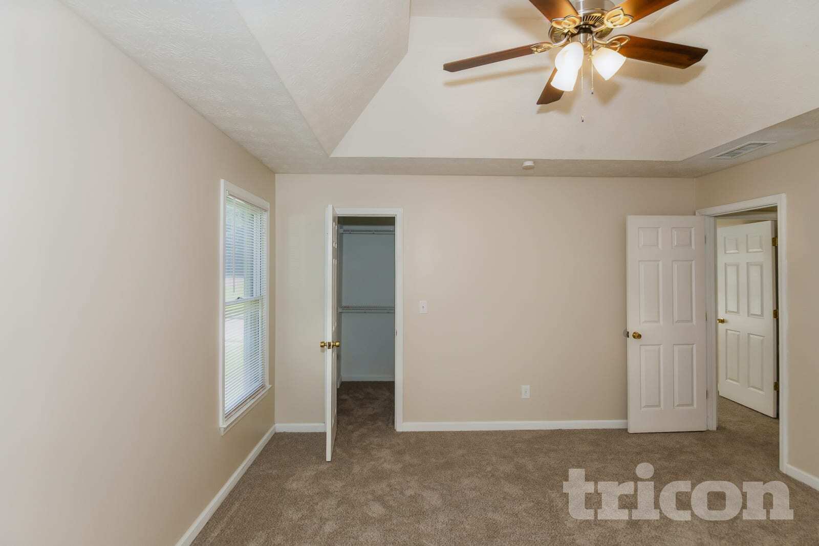 Building Photo - 1320 Timber Walk Dr