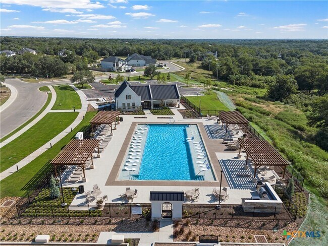 Building Photo - 209 Villars Dr