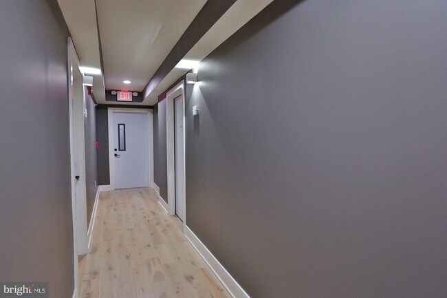 Building Photo - 2431 Frankford Ave