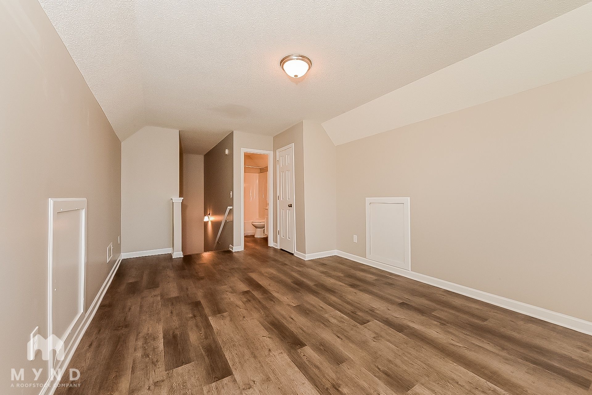 Building Photo - 3063 Dogwood Ave