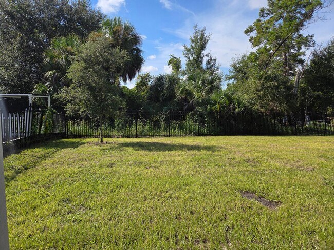 Building Photo - Pet Friendly Home in Cagan Crossings East