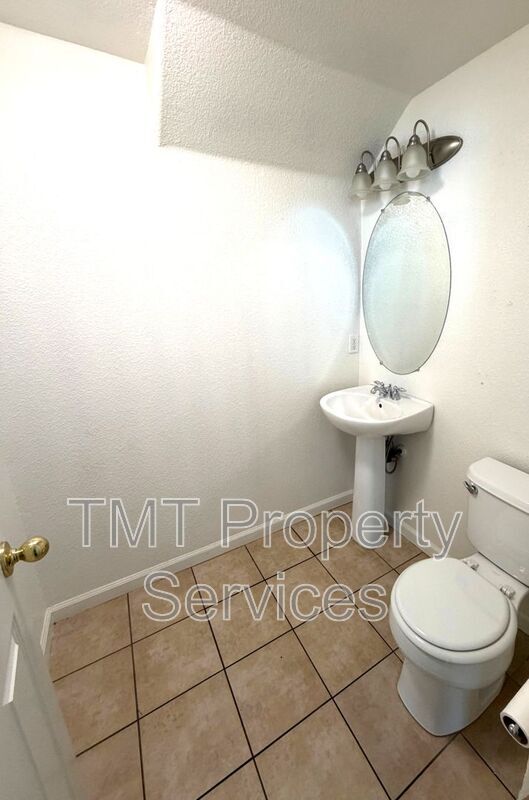 Building Photo - 4000 Innovator Dr