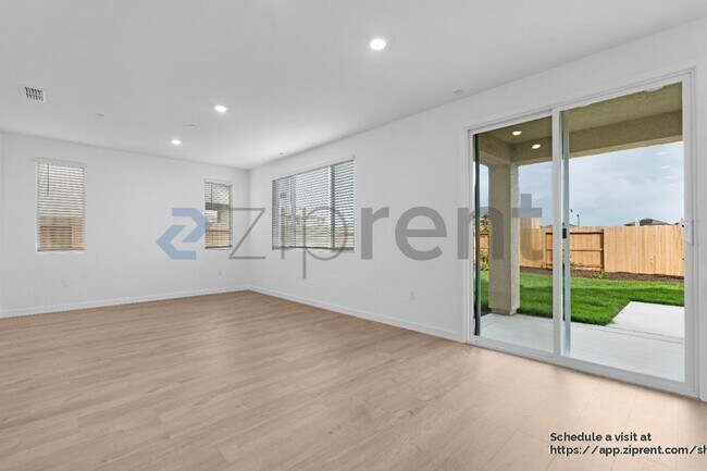 Building Photo - 10365 Bayson Wy