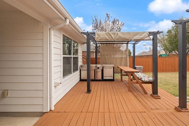 Building Photo - 3817 Laurel Crossing Dr