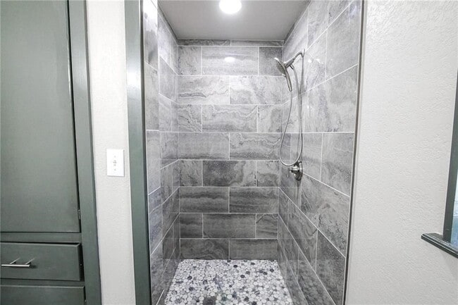 Building Photo - 3606 San Blas Dr