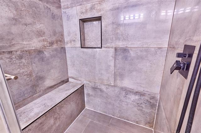 Building Photo - 2840 Clear Creek Dr