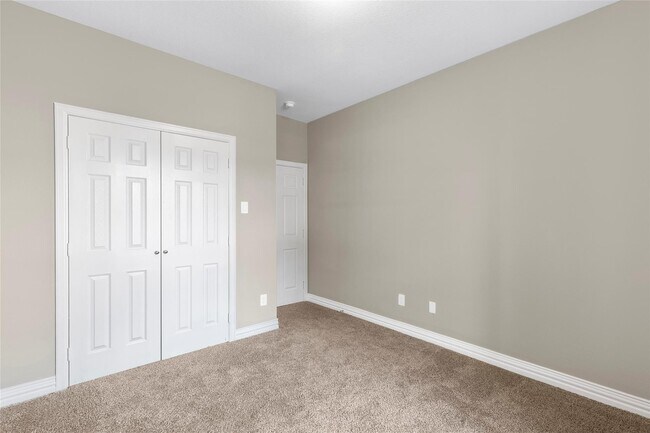 Building Photo - 7638 Bronze Trail Dr