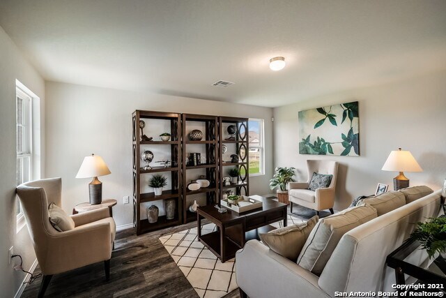 Building Photo - 10538 Varmus Dr