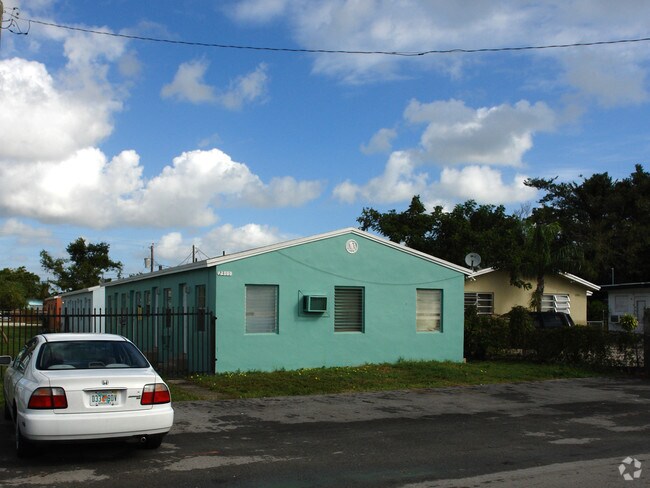 Building Photo - Madison Apartments