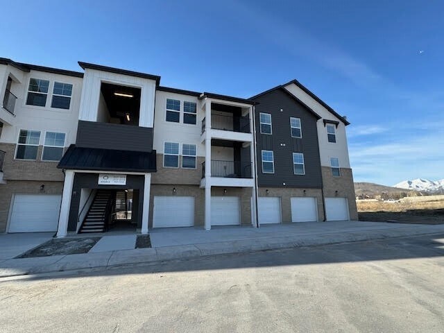 Building Photo - 4683 Sylvie Dr