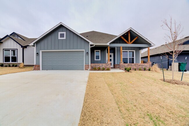 Building Photo - 4 BEDROOM CAPITAL HOME IN SAND SPRINGS!!!