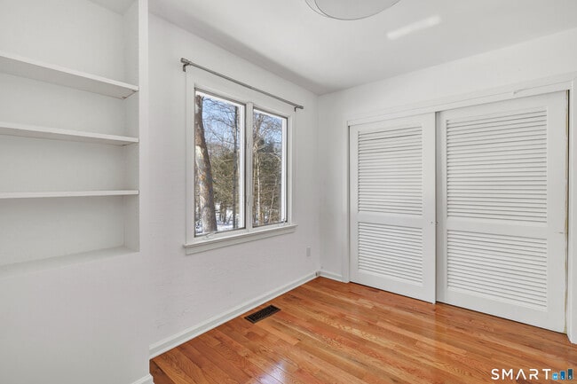 Building Photo - 349 Westport Turnpike