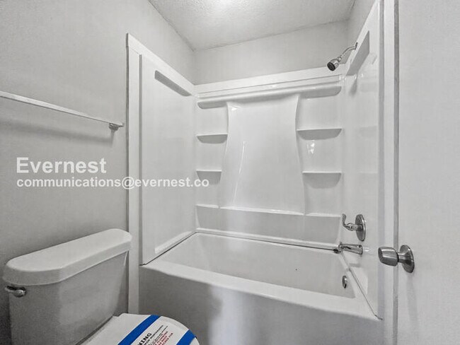 Building Photo - 6270 Jamestown Dr