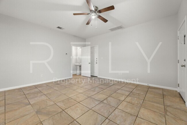 Building Photo - PM2-LH412 Carl Shipp Dr