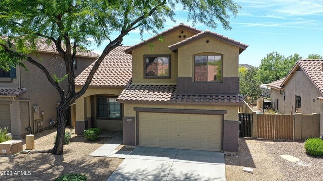 Building Photo - BRAND NEW 5 BEDROOM HOME IN PHOENIX