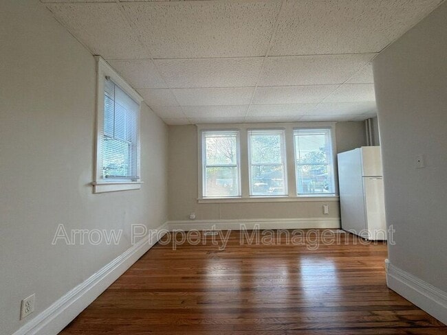 Building Photo - 1400 Garfield St