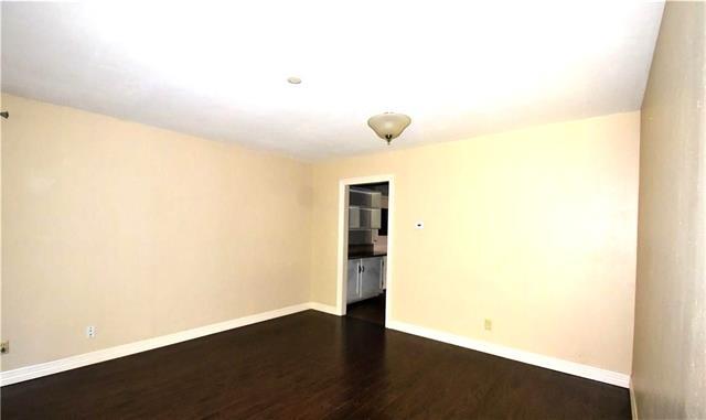 Building Photo - 508 Worcester Way