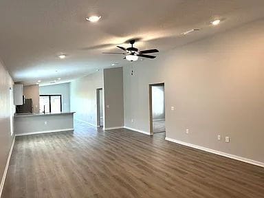 Building Photo - This almost new home is in the beautiful Crossings at Palm River Neighborhood, 5 minutes from 618...